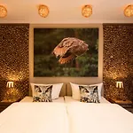 فندق Schloss Hertefeld & Hertefeldhof 4*