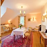Schloss Hertefeld & Hertefeldhof 4* فيزه