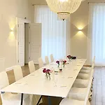 Schloss Hertefeld & Hertefeldhof فندق