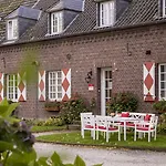 Schloss Hertefeld & Hertefeldhof فندق 4*