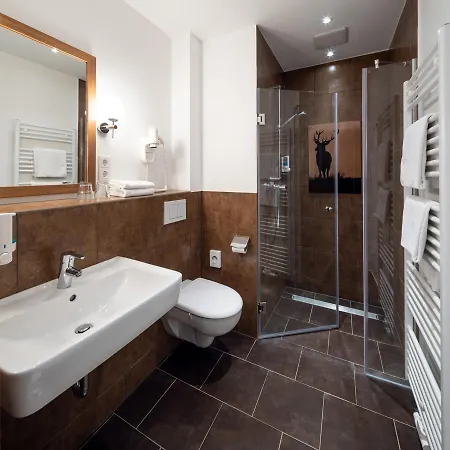 호텔 Schloss Hertefeld & Hertefeldhof 4*