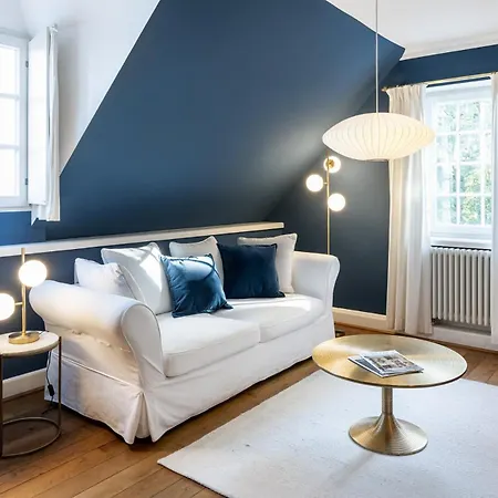 Schloss Hertefeld & Hertefeldhof 호텔 비체