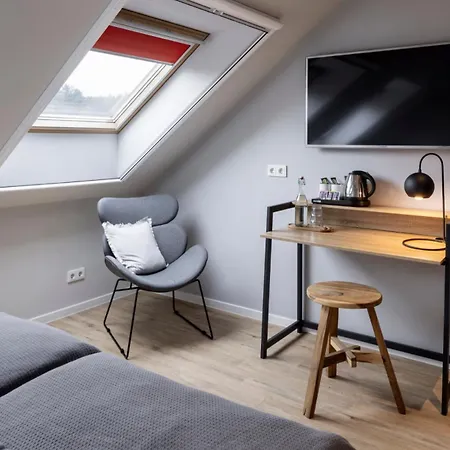 Hotell Schloss Hertefeld & Hertefeldhof 4*