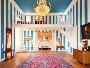 Hotel Schloss Hertefeld & Hertefeldhof Weeze