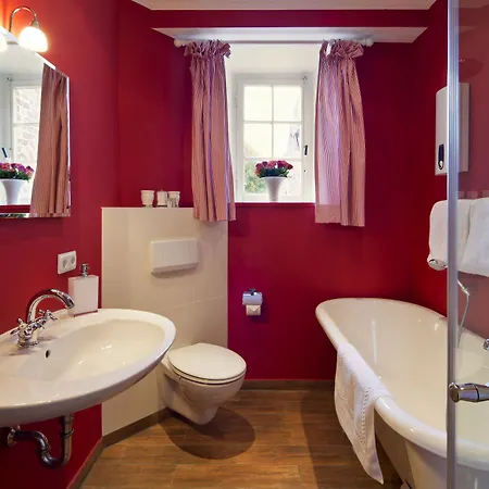 Schloss Hertefeld & Hertefeldhof