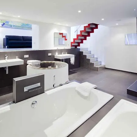 Schloss Hertefeld & Hertefeldhof Hotel Weeze