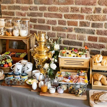 Hotel Schloss Hertefeld & Hertefeldhof Weeze