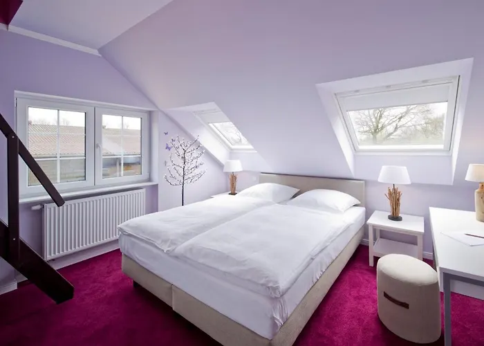 Schloss Hertefeld & Hertefeldhof 4* Weeze