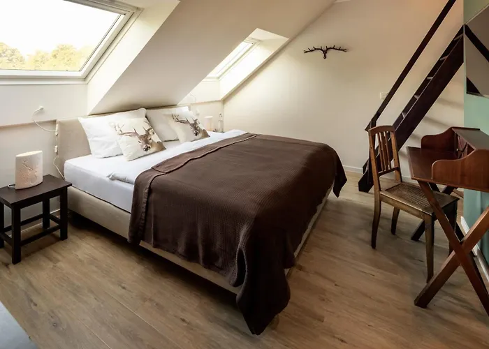 Schloss Hertefeld & Hertefeldhof Веце