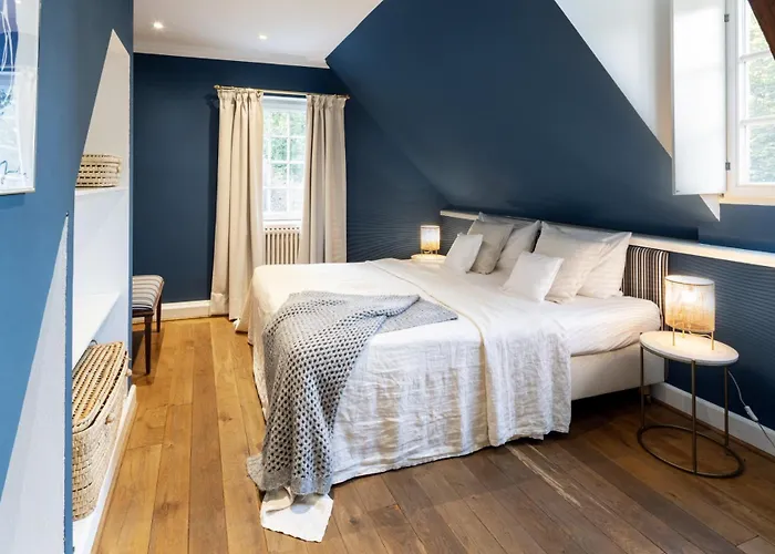 Schloss Hertefeld & Hertefeldhof Hotel 4*