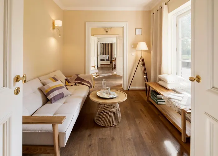 Schloss Hertefeld & Hertefeldhof 4* Веце