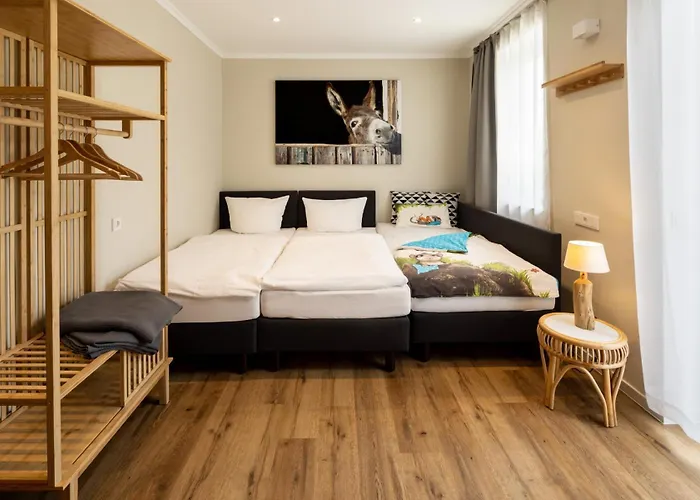 Schloss Hertefeld & Hertefeldhof 4* Веце