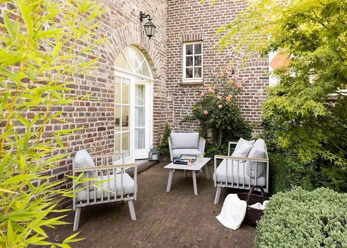 Hotel Schloss Hertefeld & Hertefeldhof