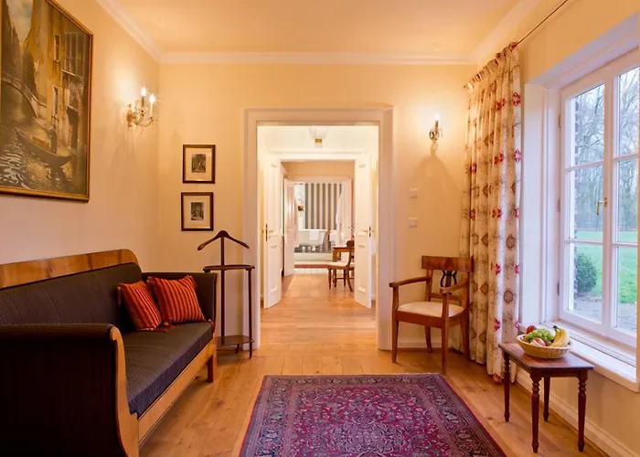 Отель Schloss Hertefeld & Hertefeldhof Веце