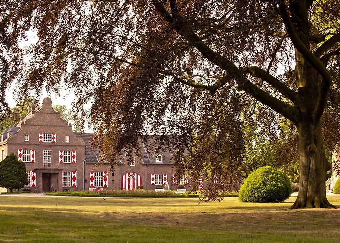 Schloss Hertefeld & Hertefeldhof Отель